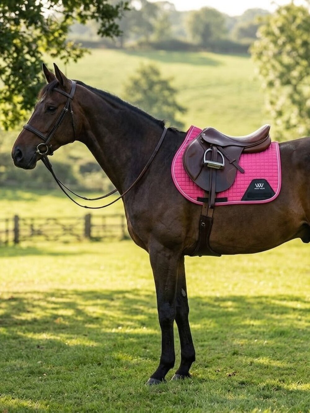 Woof Wear Close Contact Saddle Pad - Full Size - Berry